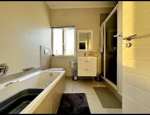 3 BEDROOM APARTMENT FOR SALE IN BALLITO CENTRAL